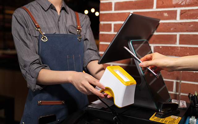 從數(shù)據驅動到智能運營，國產一體機主板賦能智慧新零售發(fā)展