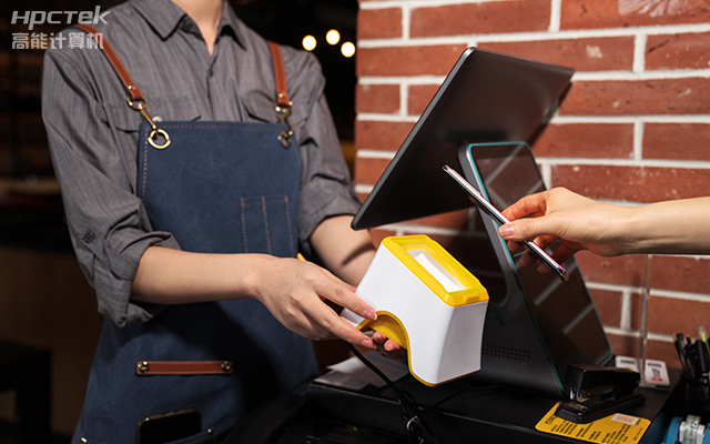 從數(shù)據(jù)驅(qū)動(dòng)到智能運(yùn)營(yíng)，國(guó)產(chǎn)一體機(jī)主板賦能智慧新零售發(fā)展(圖1)